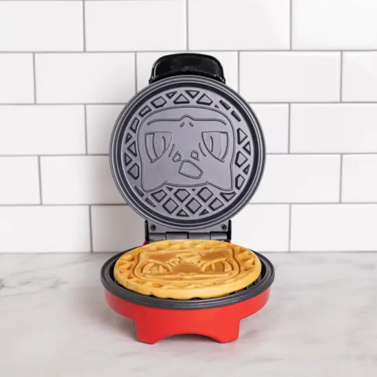 Uncanny Brands Pokemon Bulbasaur Waffle Maker {4}