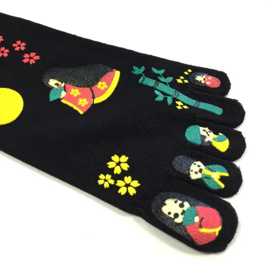 Wrapables Japanese Girl Cartoon Socks Five Toe Socks (Set of 3) {5}