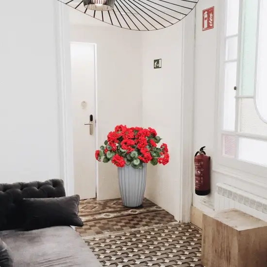 18" Red Geranium Flower Bush - Lifelike Artificial Blooms, Perfect for Home, Garden & Patio D&eacute;cor - Spring & Summer Accent, Floral Home by Artificial Flowers {3}