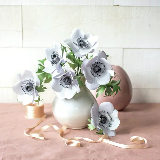 Lia Griffith Paper Stack 6"X6.5" 24/Pkg-Anemones {2}