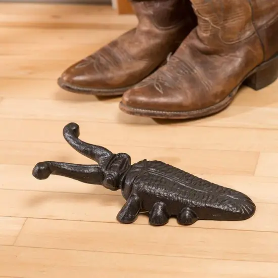 Cast Iron Cricket Boot Jack {3}