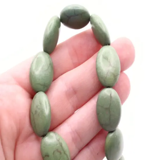 20 20mm Dyed Green Howlite Stone Flat Oval Beads {3}