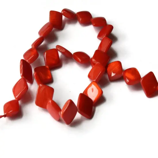 13mm Orange Red Mother Of Pearl Diamond Dyed Seashell Beads {1}