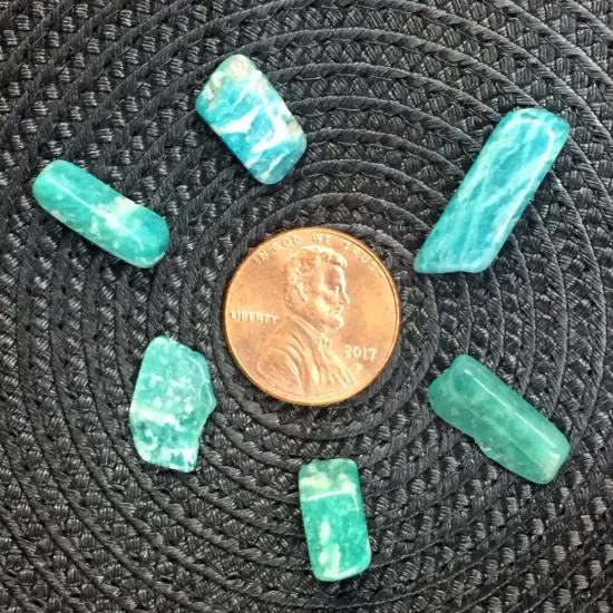Amazonite (Russian) Crystal Chips &ndash; Size XS {3}