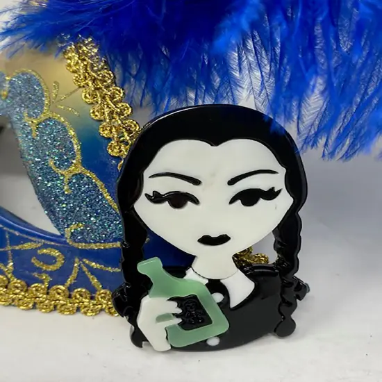 Wrapables Acrylic Fashion Brooch Pin for Sweaters, Coats, Scarves, and Bags, Poison {4}