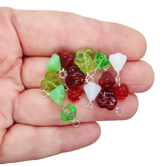 Flower Charms in Christmas Colors, 15 pieces, Glass Flower Bead Dangles in Green & Red, MM5-04 Adorabilities {4}