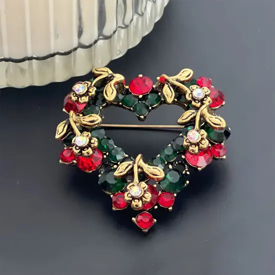 Wrapables Christmas Crystal Rhinestone Brooch Pin, Heart Wreath {4}