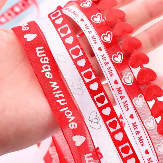 6 Pieces Valentine's Day Ribbons Printed Heart Wired Ribbons Craft Satin Ribbons for Gift Wrapping DIY Supplies {6}