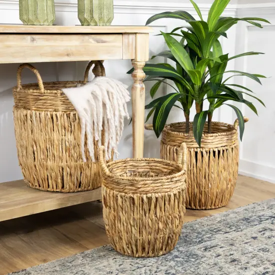 Northlight Set of 3 Textured Woven Water Hyacinth Rustic Storage Baskets with Handles 15.75" Beige {3}
