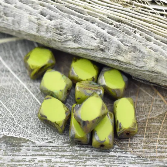 *20* 7x10mm Chartreuse Picasso Table Cut Chicklet Rectangle Beads {3}