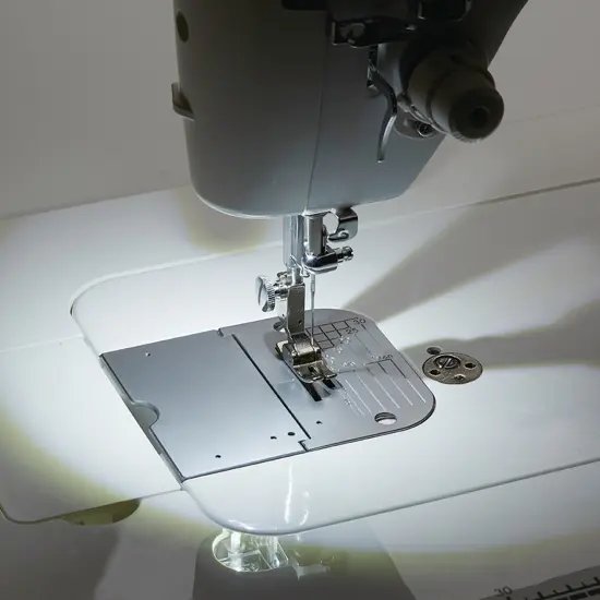 Juki TL-18QVP Haruka Heavy-Duty Mechanical Sewing and Quilting Machine {5}