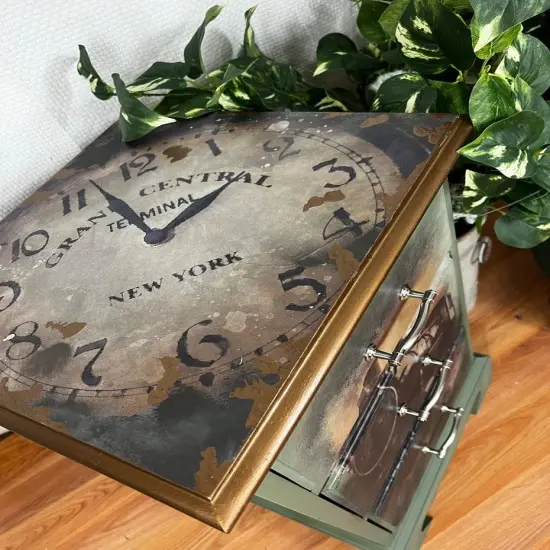 Clock at Grand Central - Paper for Decoupage Crafting and Multi Media Art {4}