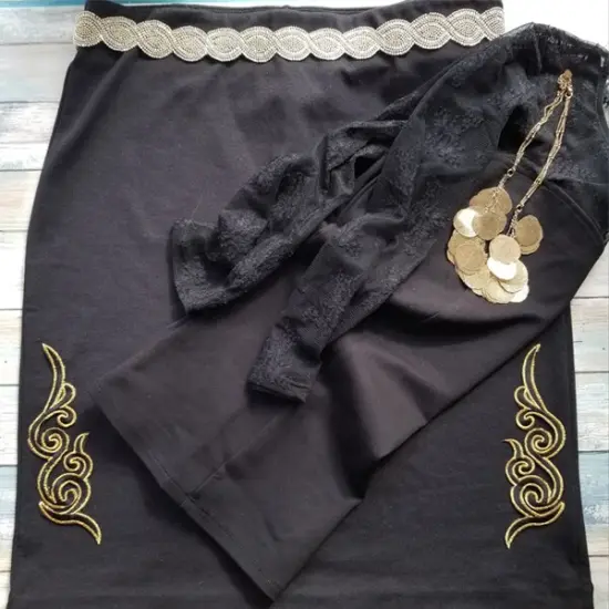 Nico 1 1/4" Iron On Trim Black/ Gold {4}