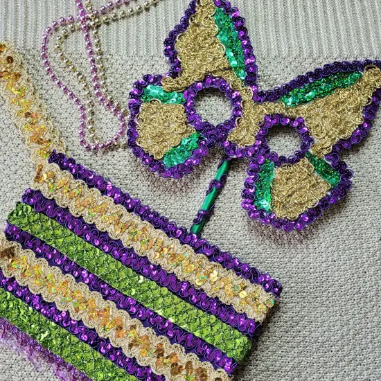 20 yards of Brennar Scallop Edge Sequin Braid Trim | 20 yard cut {5}