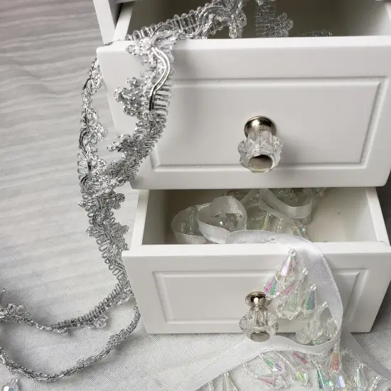 20 yards of Delicia Decorated GimpTrim | 20 yard cut Metallic Silver {5}