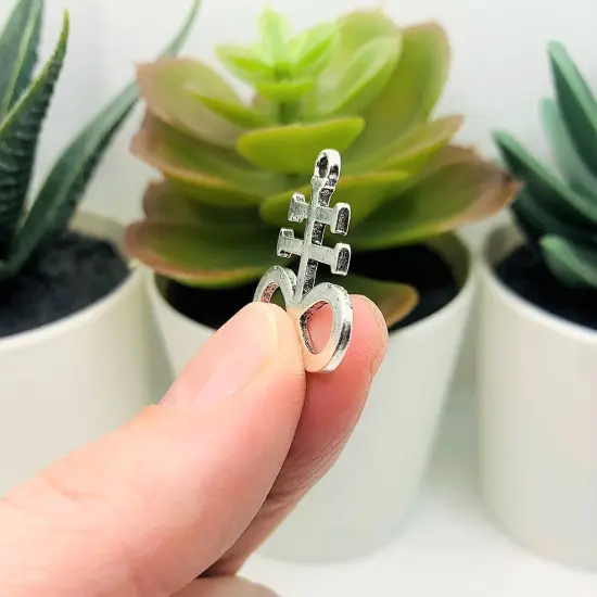 1, 4, 20 or 50 Pieces: Antique Silver Leviathan Cross, Satanic Pendant Charms {4}