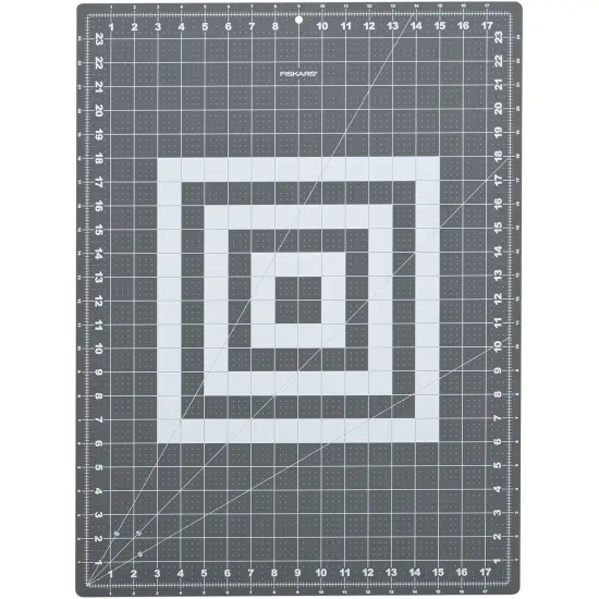 Fiskars Self-Healing Cutting Mat-18"X24" {3}