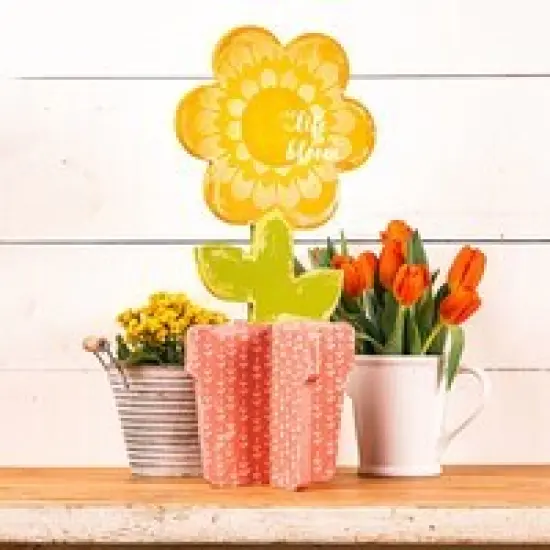 18 in. Unfinished Wooden Slotted Standing Flower {3}