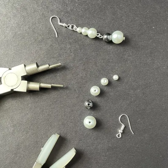 4-6-8-10mm White Glass Pearl Beads on 30-Inch Strand {6}