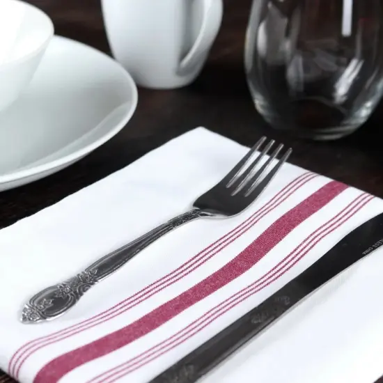 12 Pack Bistro Napkins Burgundy {4}
