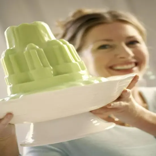 Portmeirion Sophie Conran White Porcelain Footed Comport, 9 Inch, Serving Dish {2}