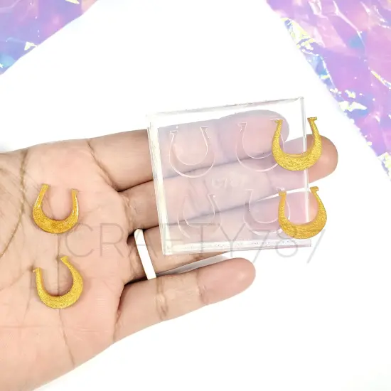 Horseshoe / Luckycharm Stud Earring Mold(A8) {1}