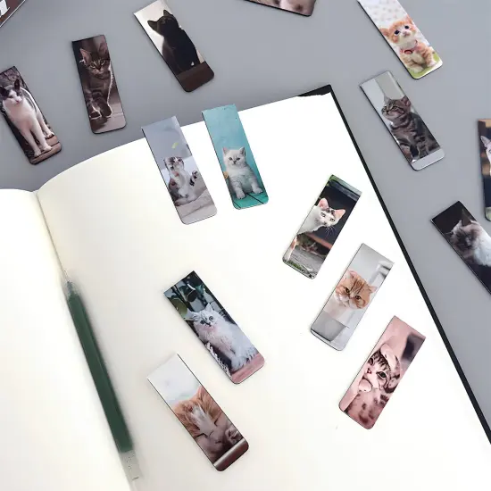 Wrapables Magnetic Bookmarks, Page Marker, Page Clips Reading Supplies (Set of 30), Playful Cats {4}