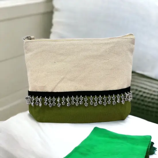 5 Yards of Daisy Beaded Fringe Trim - 1 1/4 inch wide Black Blue {6}