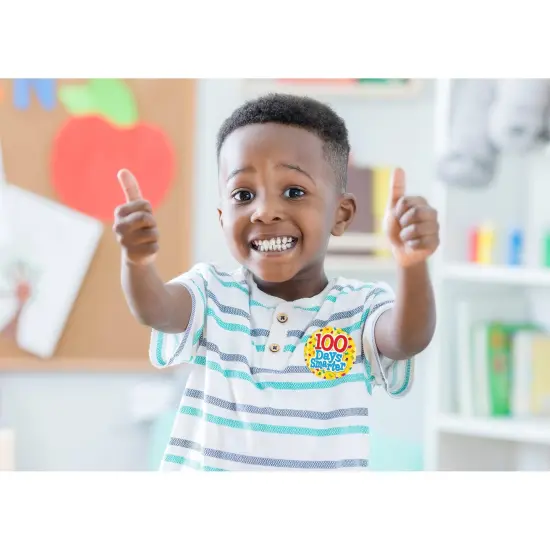 100 Days Smarter Wear 'Em Badges, Self-Adhesive, 32 Per Pack, 6 Packs {2}