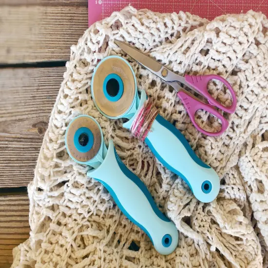 Havel's Rotary Cutter 45mm-Teal {7}