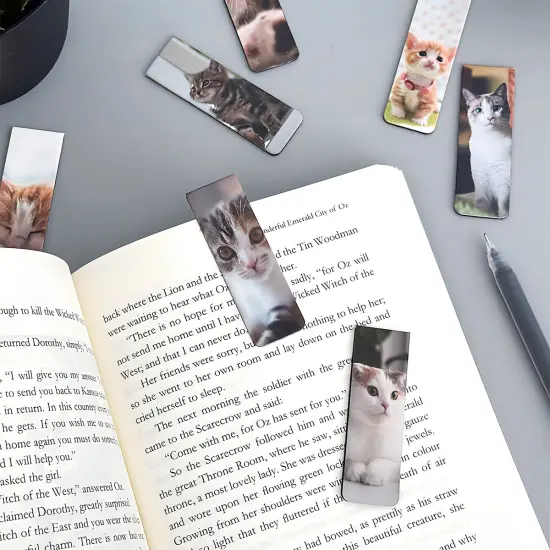Wrapables Magnetic Bookmarks, Page Marker, Page Clips Reading Supplies (Set of 30), Playful Cats {5}