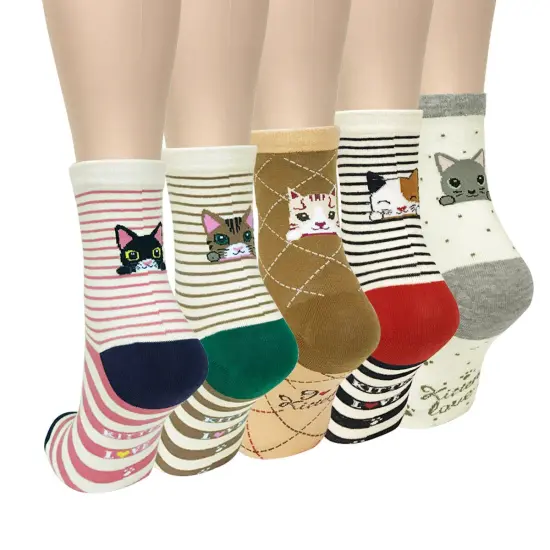 Wrapables Novelty Animal Print Crew Socks (Set of 5), Cutie Cat {1}