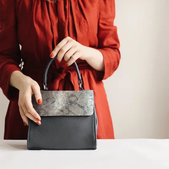 Realeather(R) Crafts Printed Leather Trim 9"X3"-Cosmic Reptile {4}