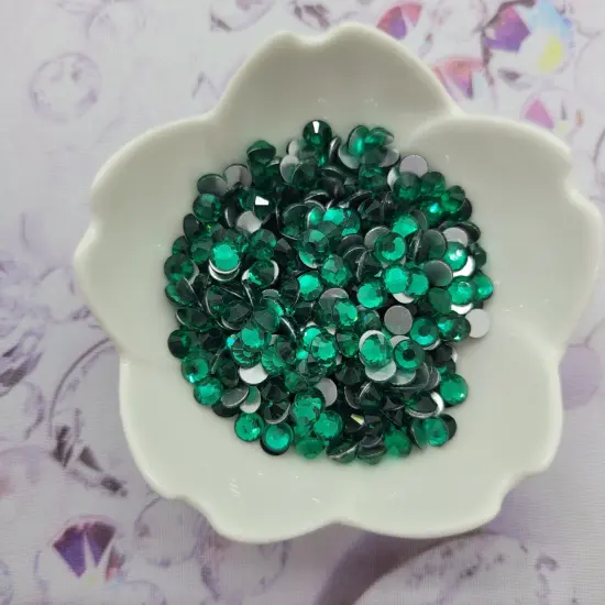Green Zircon - KiraKira Glass Rhinestones by Crystal Ninja {1}