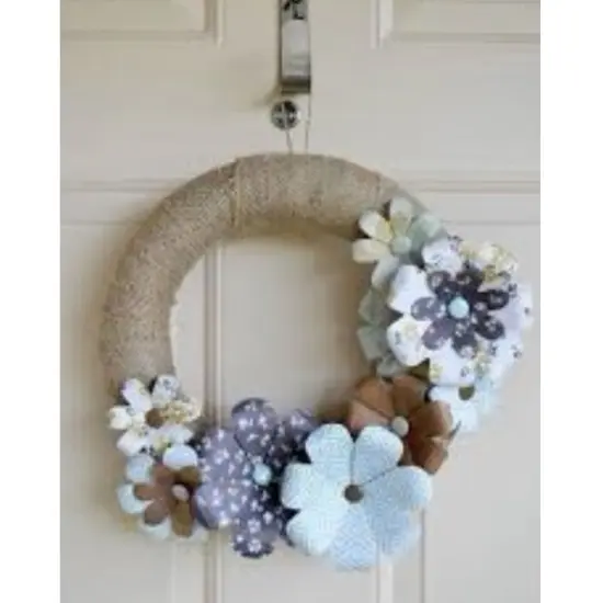 American Crafts TOOL - We R Memory Keepers - PUNCH BOARD - FLOWER 71342-5 {4}