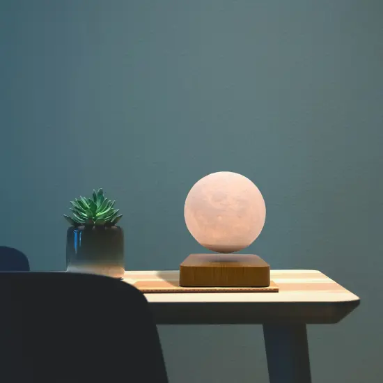 Magnetic Levitation Floating Planets and Moon Table Lamp {4}