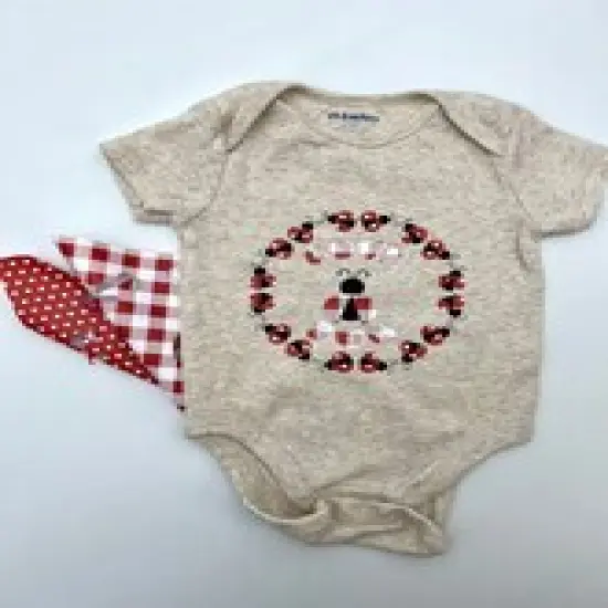 Happy Crafters&reg; Polka Dot 11.8" x 18" Sheet Peach fuzz and white {2}