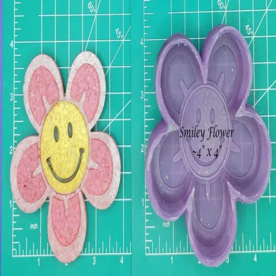 Smiley Flower Silicone Freshie Mold {1}