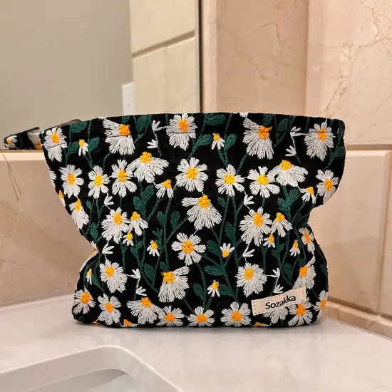 Wrapables Cosmetic Pouch, Makeup and Toiletry Travel Bag, Embroidered Daisy {5}