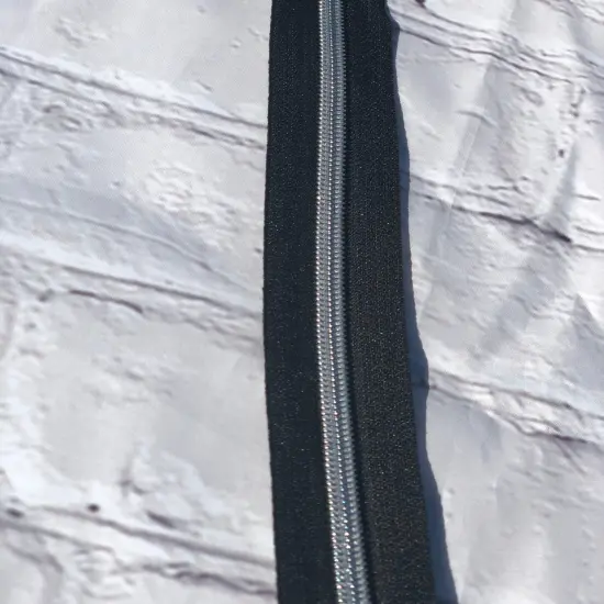 Black With Silver TeethZipper Tape {1}