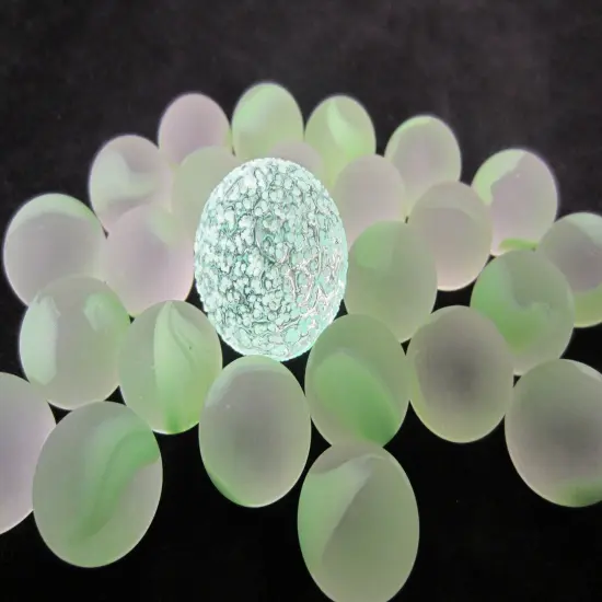 25 Glass Marbles MOON GLOW Green game pack vtg style Shooter Patch Mib {5}