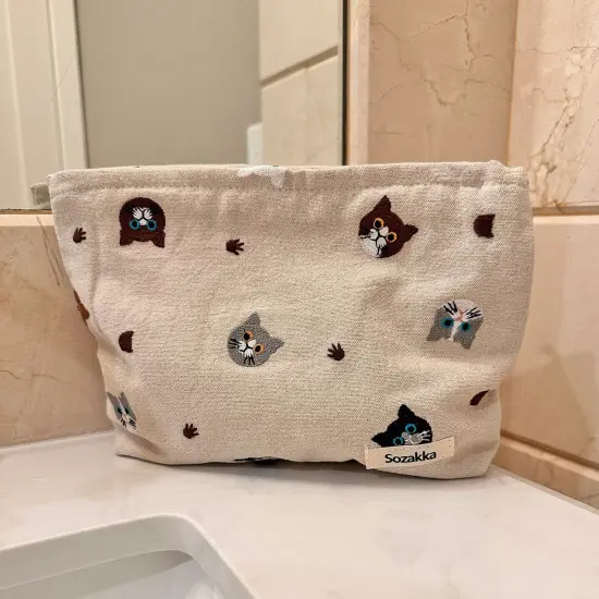 Wrapables Cosmetic Pouch, Makeup and Toiletry Travel Bag, Embroidered Cats {6}