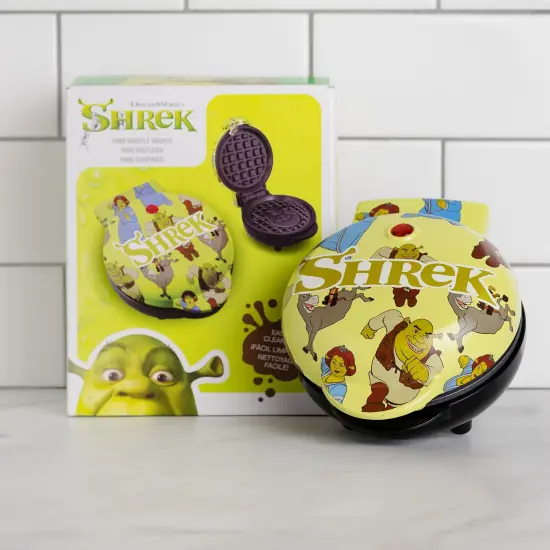 Uncanny Brands Shrek Mini Waffle Maker {6}