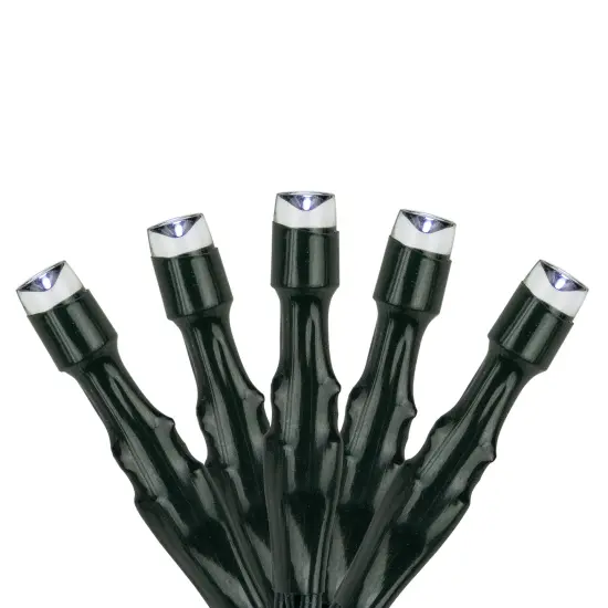 Northlight LED Solar Power Christmas Light Set - Pure White - 66.25' Green Wire - 200ct {1}