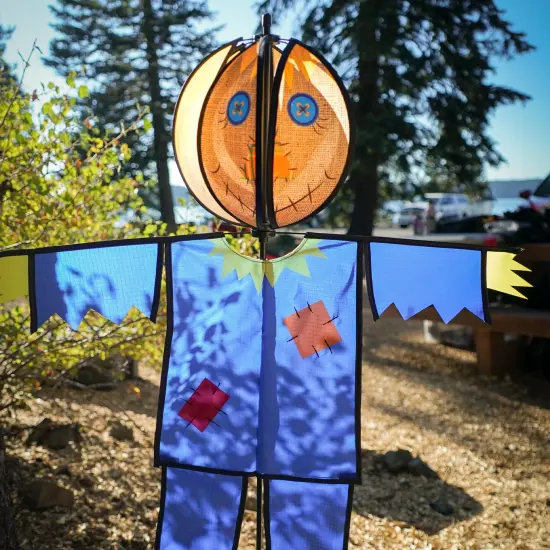 In the Breeze Scarecrow Ground Ball Spinner, Autumn Wind Spinner, 2498 {3}