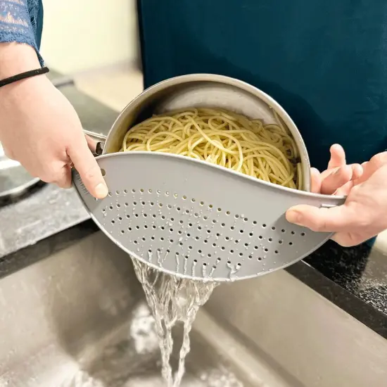 Flat Pot Strainer {3}