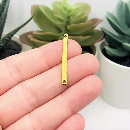 4, 20 or 50 Pieces: Antique Gold 33x3mm Simple Minimalist Bar Connectors {3}