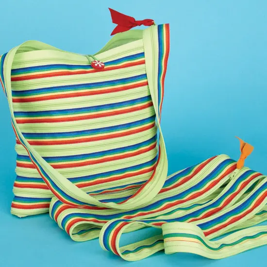 Zip and Carry Bags Book {3}