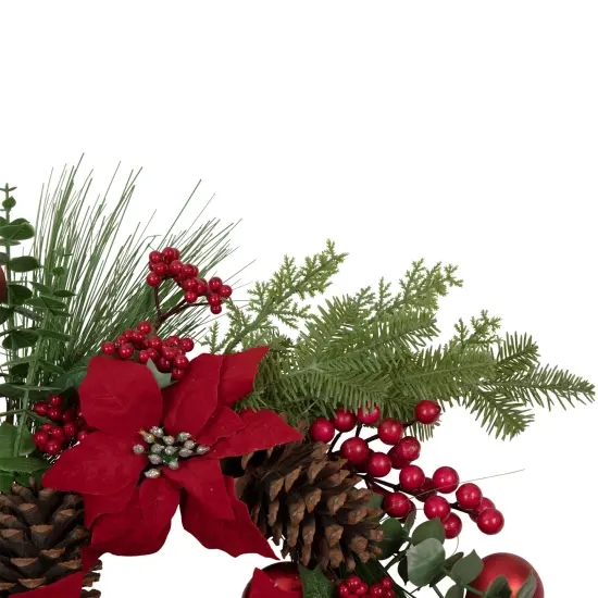 Northlight Berry and Poinsettia Artificial Christmas Wreath - 22" - Unlit Green {4}