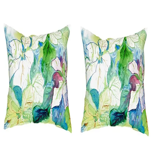 Pair of Betsy Drake White Poinsettia No Cord Pillows 16 Inch X 20 Inch {1}